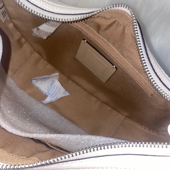 Coach leather purse New - Picture 9 of 13